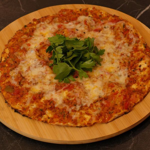 Kaşarlı Lahmacun (Acısız)